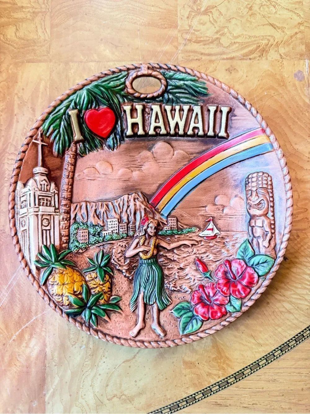 I ❤️ Hawaii Decorative Plaque - Colorful Tropical Design